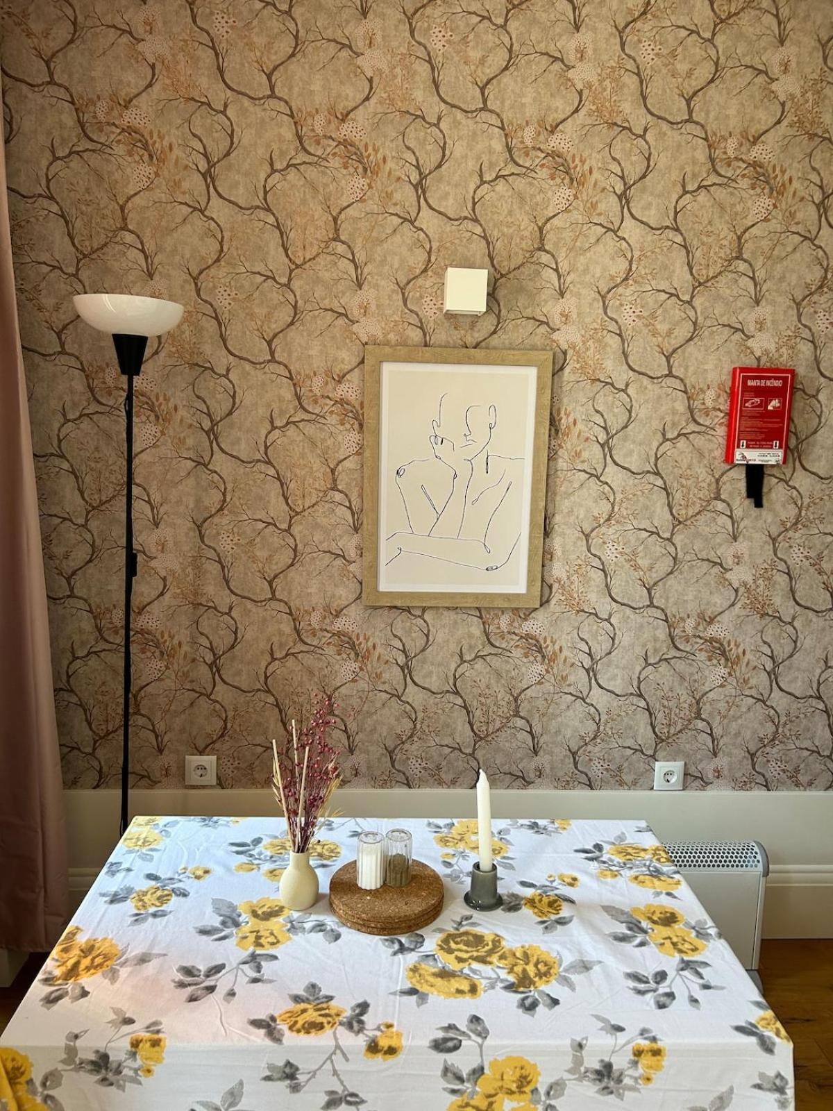 Lazarus View Apartment *